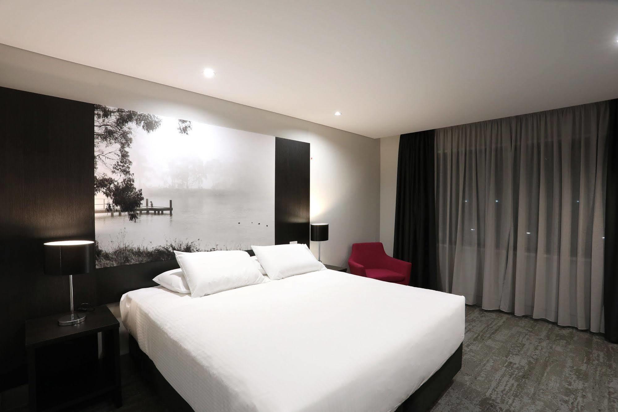 เมอร์เคียว แทมเวิร์ธ Hotel ภายนอก รูปภาพ