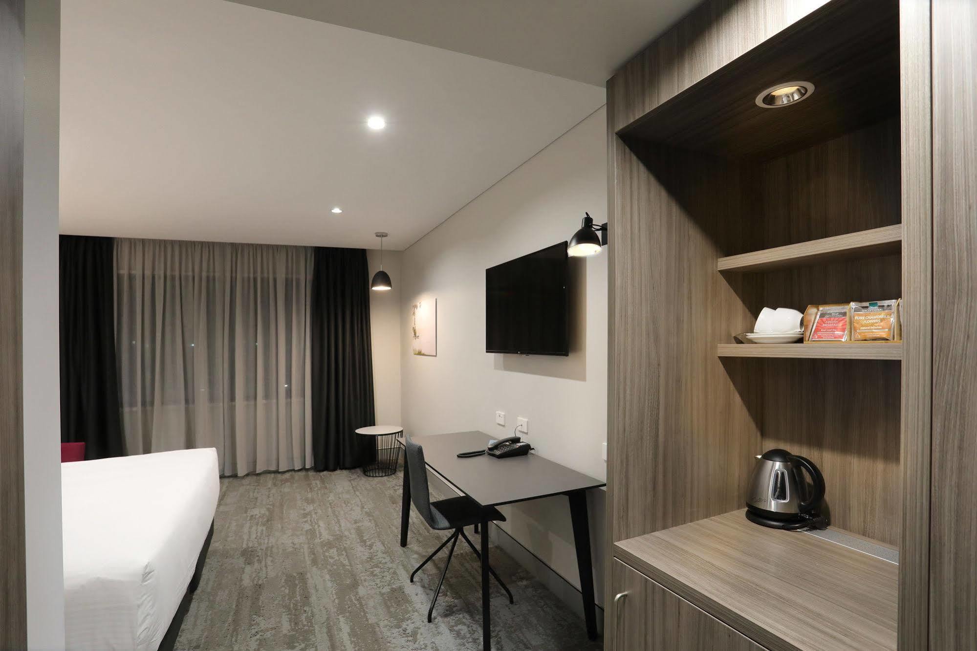 เมอร์เคียว แทมเวิร์ธ Hotel ภายนอก รูปภาพ